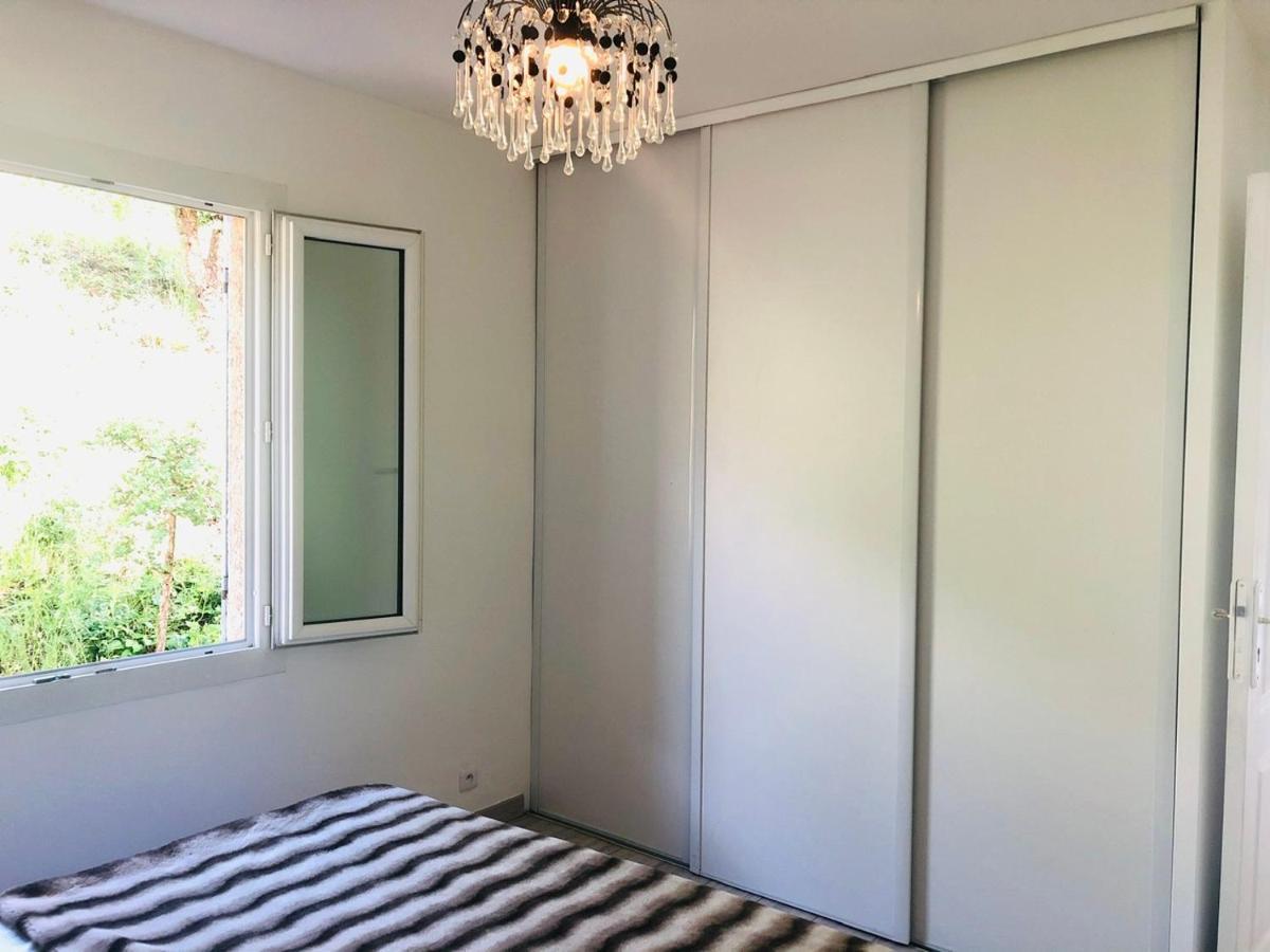 Apartament Madame Li Cogolin Zewnętrze zdjęcie